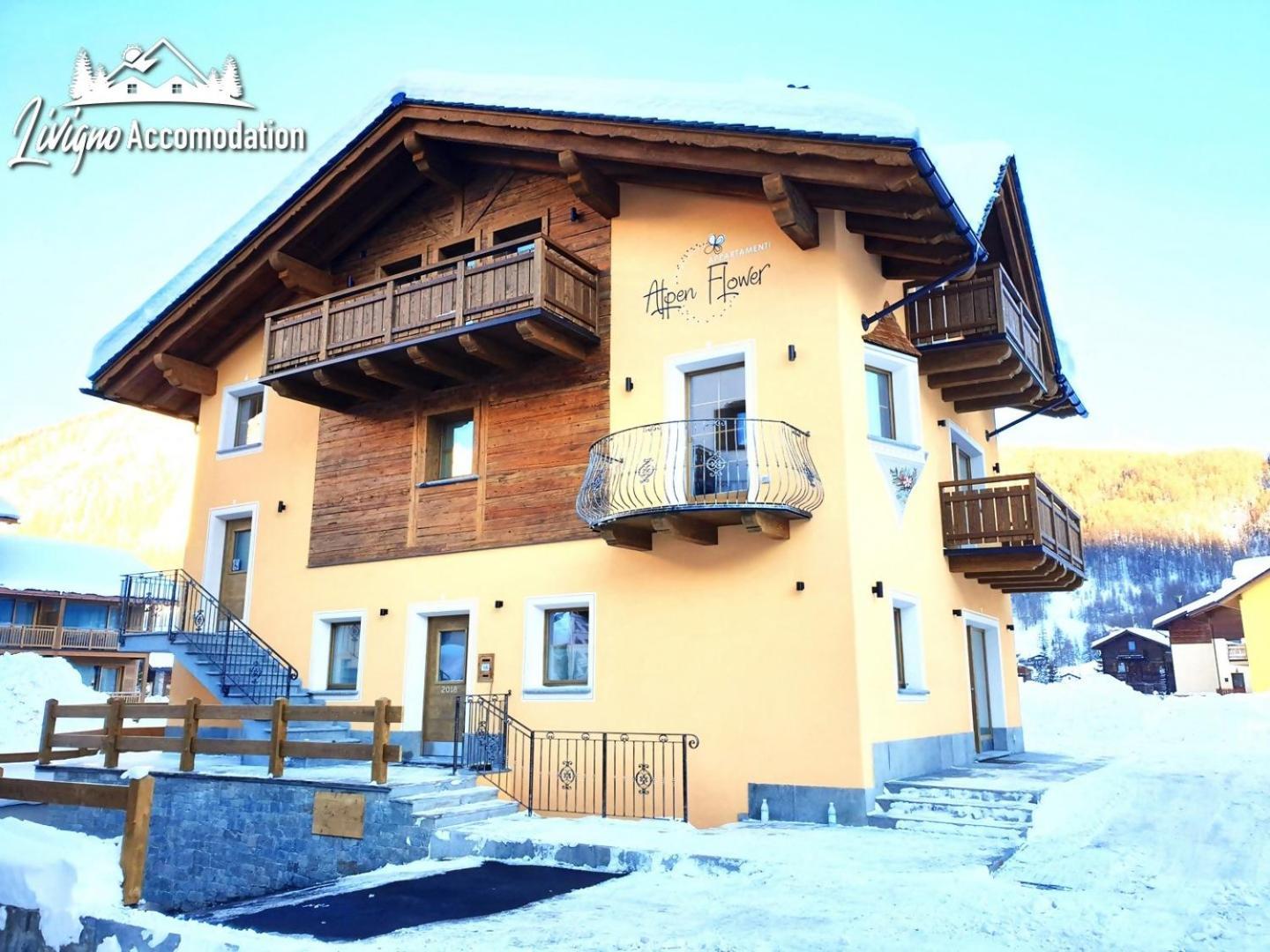 Alpen Flower By Livigno Accomodation Extérieur photo